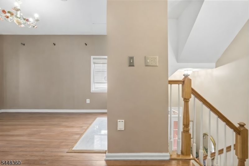 159 George Russell Way