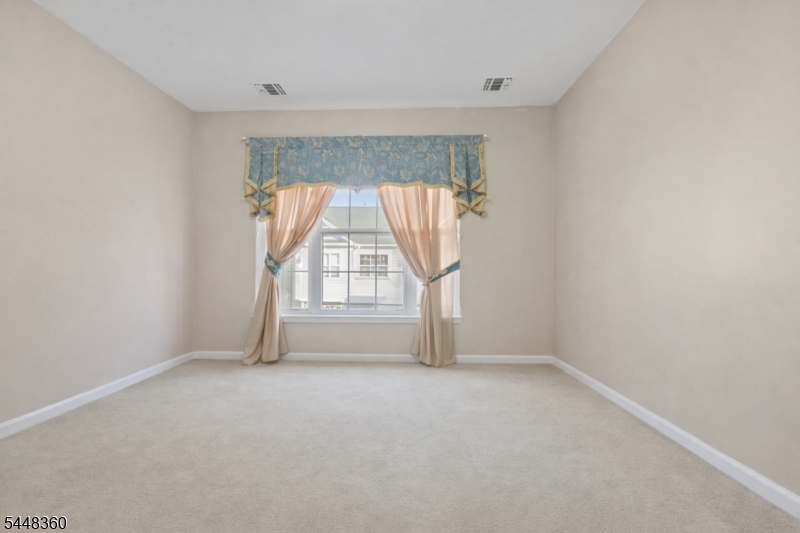 159 George Russell Way