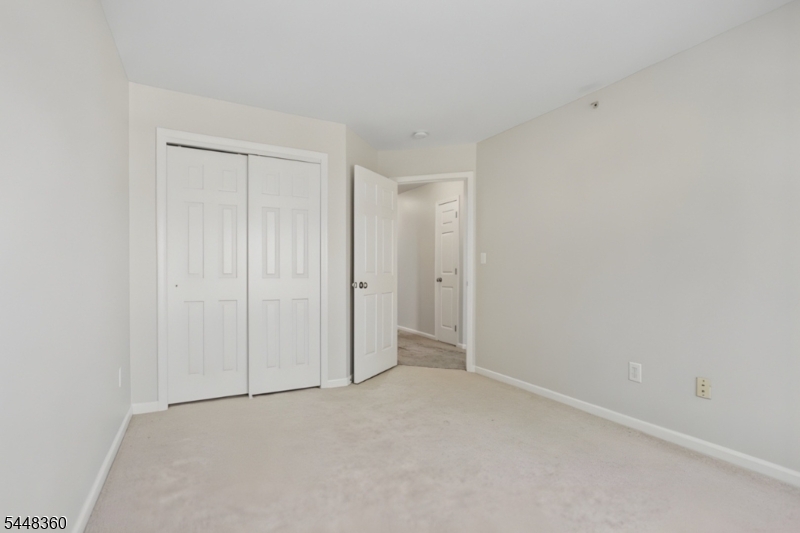 159 George Russell Way