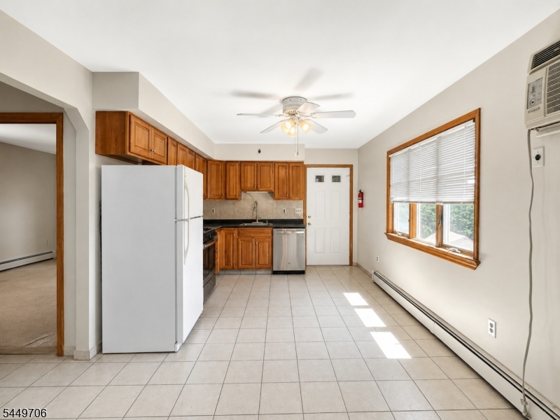 120 Fenner Ave 2