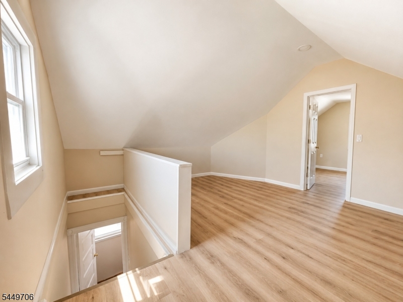120 Fenner Ave 2