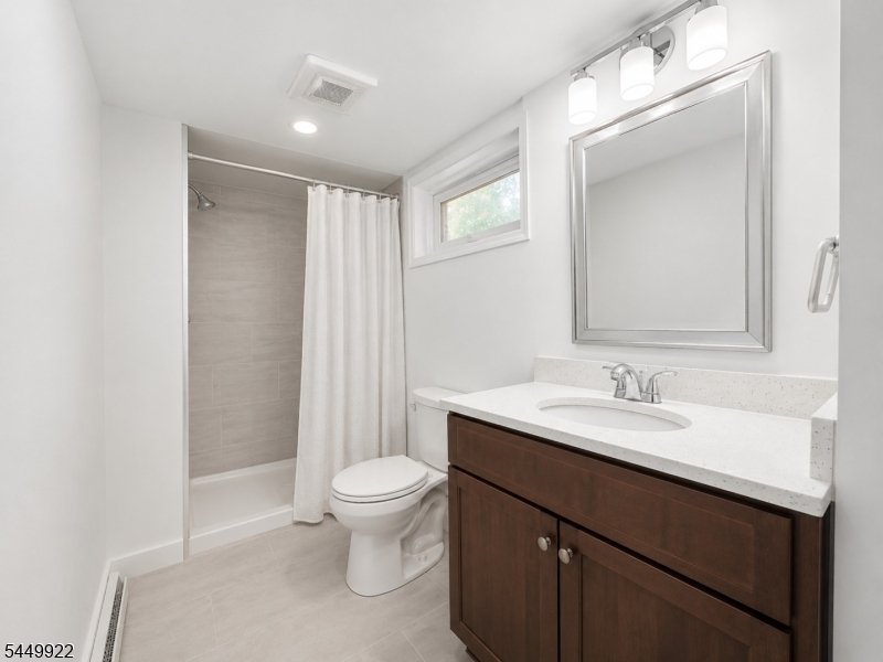 28 Carr St 1
