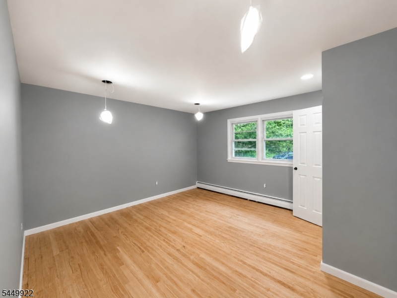 28 Carr St 1