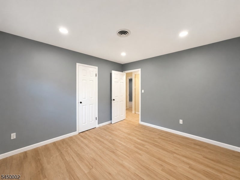 28 Carr St 2