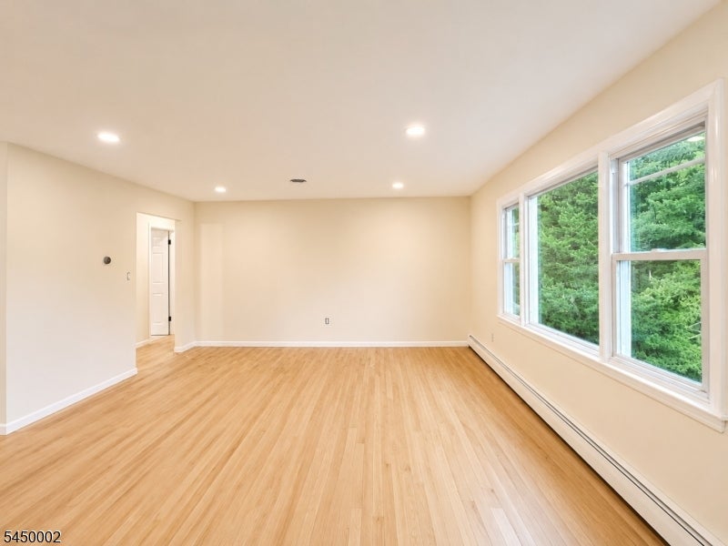 28 Carr St 2