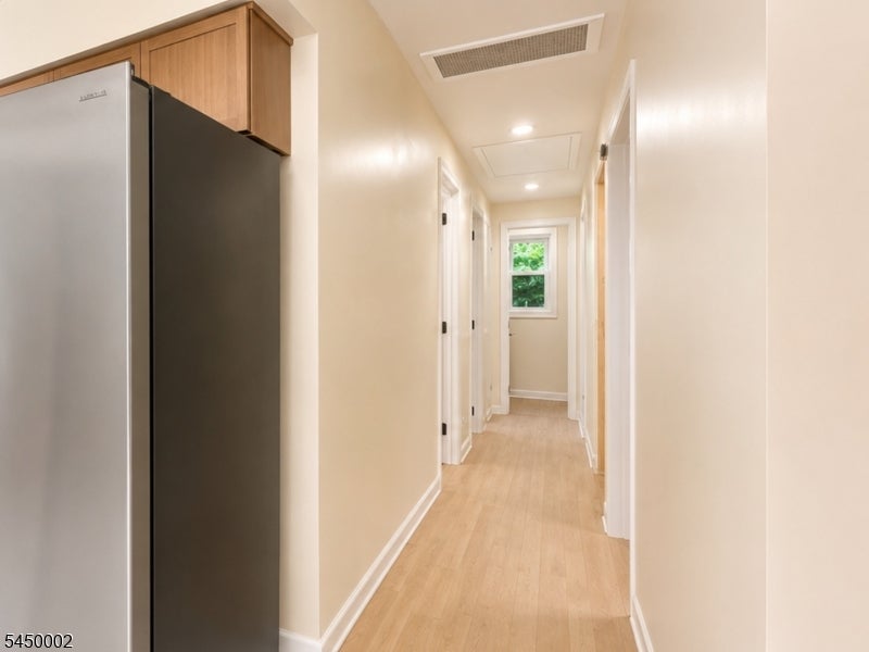 28 Carr St 2