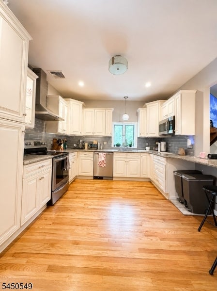 33 Harrison Rd