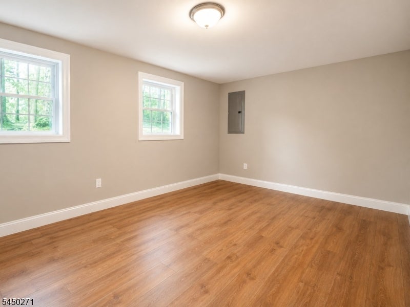 220 Brook Valley Rd