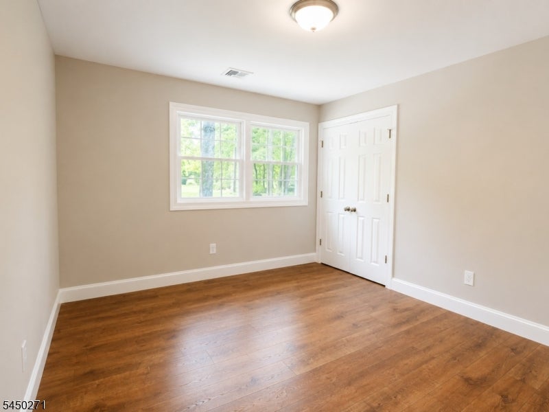 220 Brook Valley Rd
