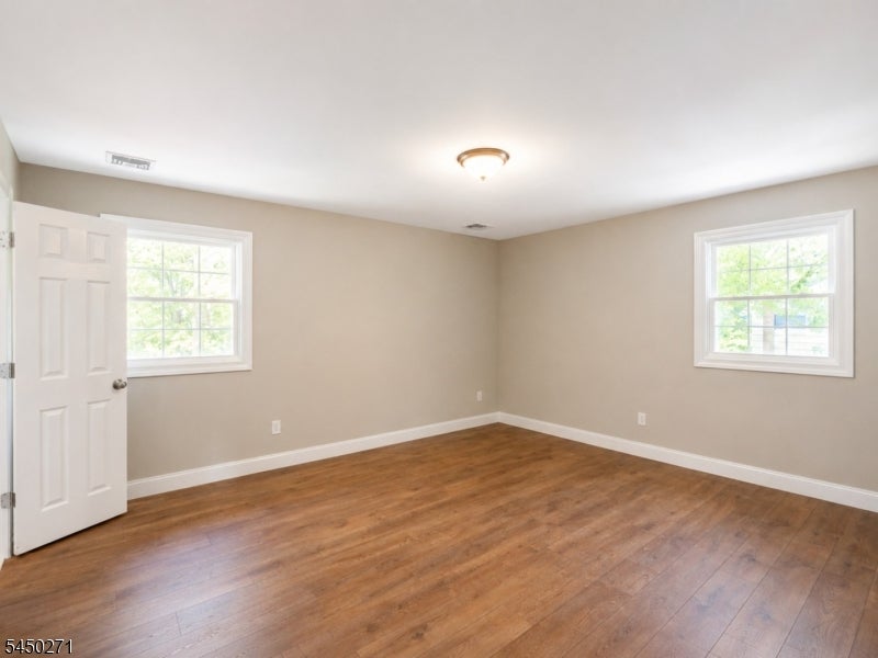 220 Brook Valley Rd