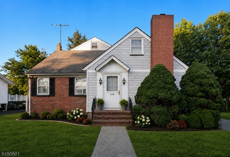 340 Saddle River Rd