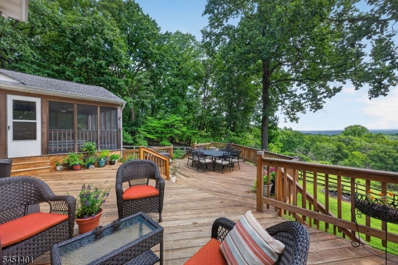 5 Beechwood Rd