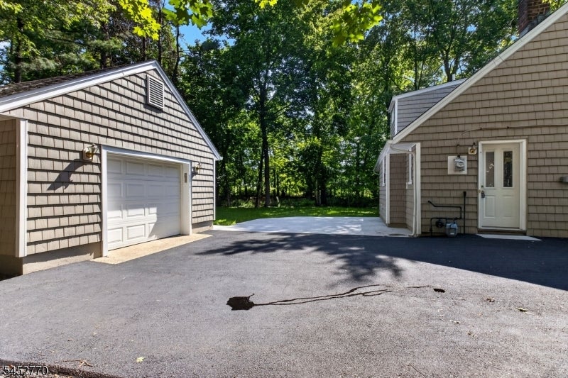 27 Ferndale Rd