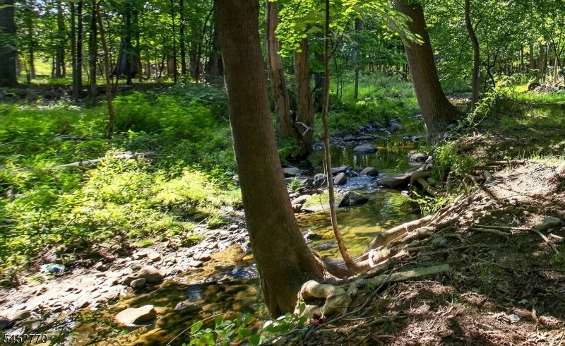27 Ferndale Rd