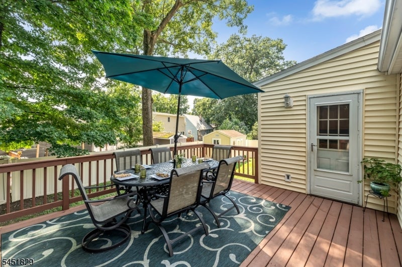 13 Maple Rd