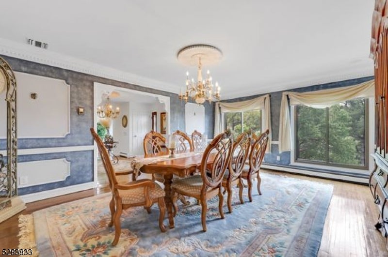 60 Ivy Pl