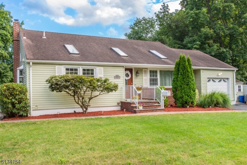 1 Birch Rd
