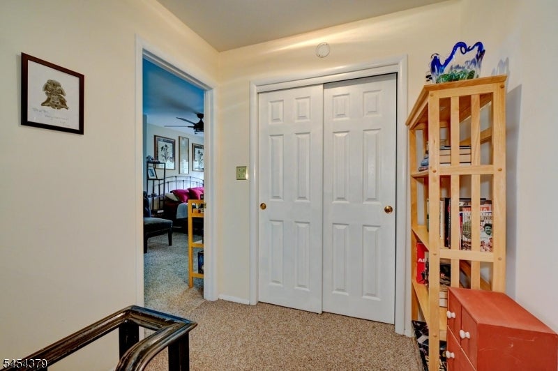 20E Quincy Ln E