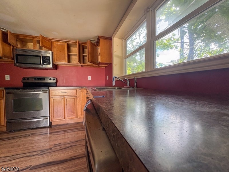 101 Winding Hill Rd