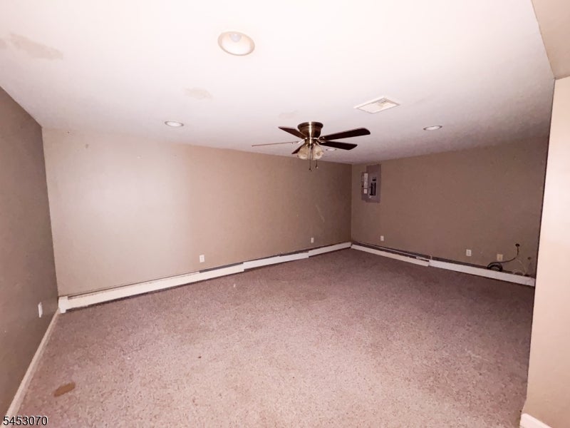 101 Winding Hill Rd