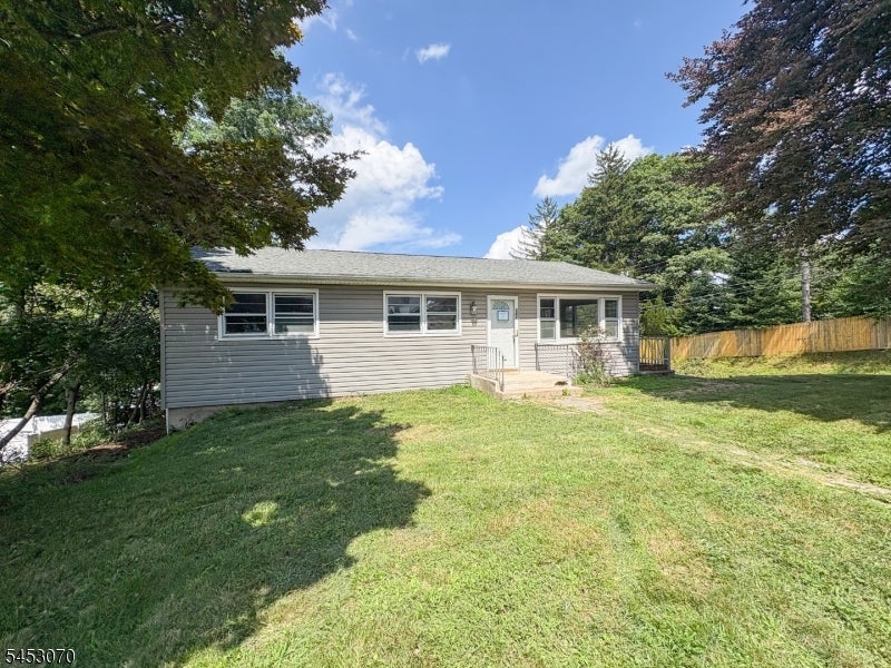 101 Winding Hill Rd