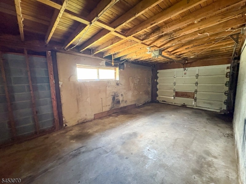 101 Winding Hill Rd