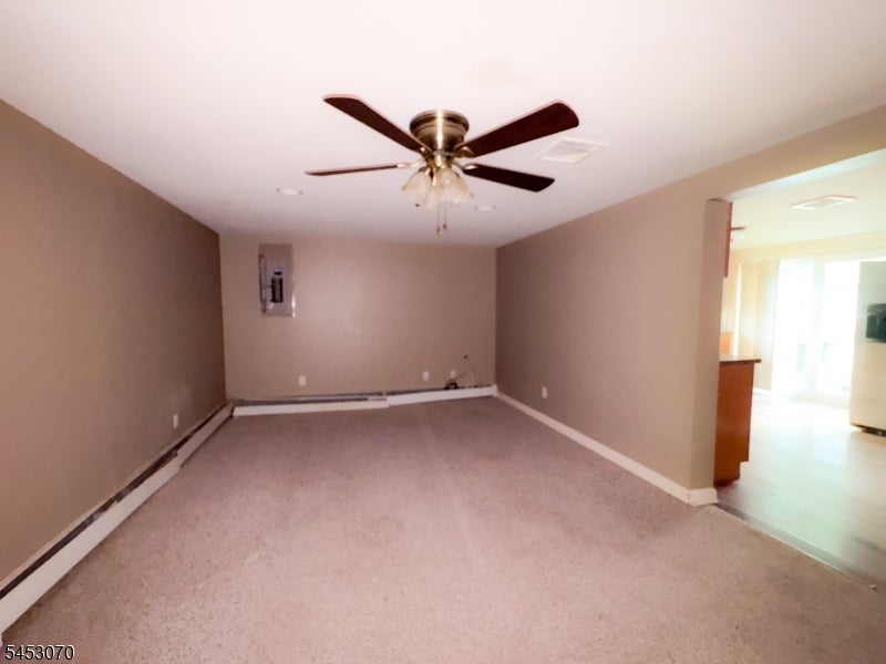101 Winding Hill Rd