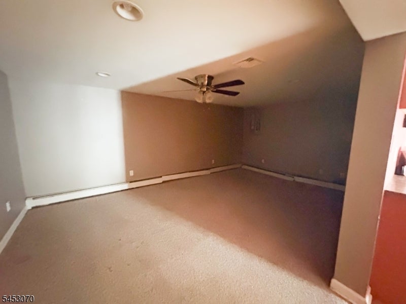 101 Winding Hill Rd