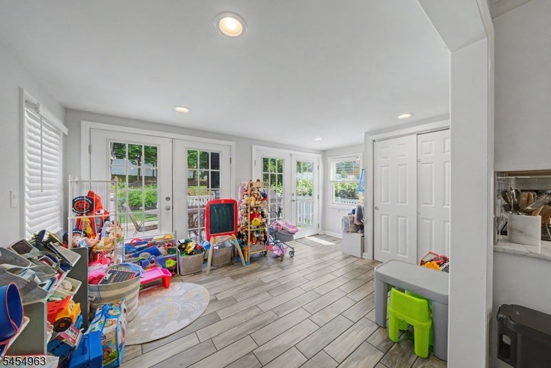 91 Lynwood Rd