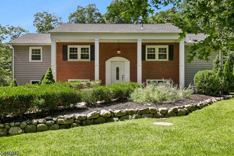 20 Hilltop Rd