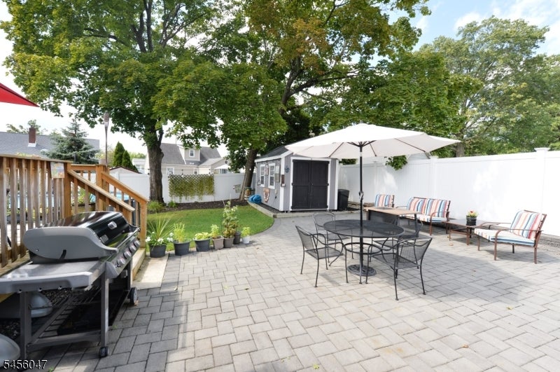 56 Schuyler Ave