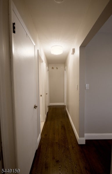 16 W Prospect St