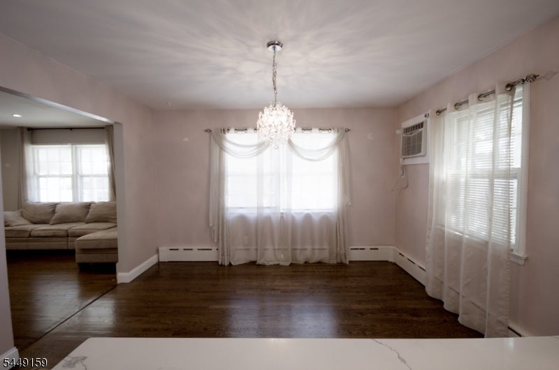16 W Prospect St