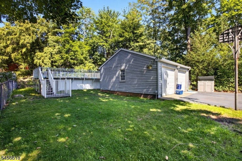 108 Midvale Ave