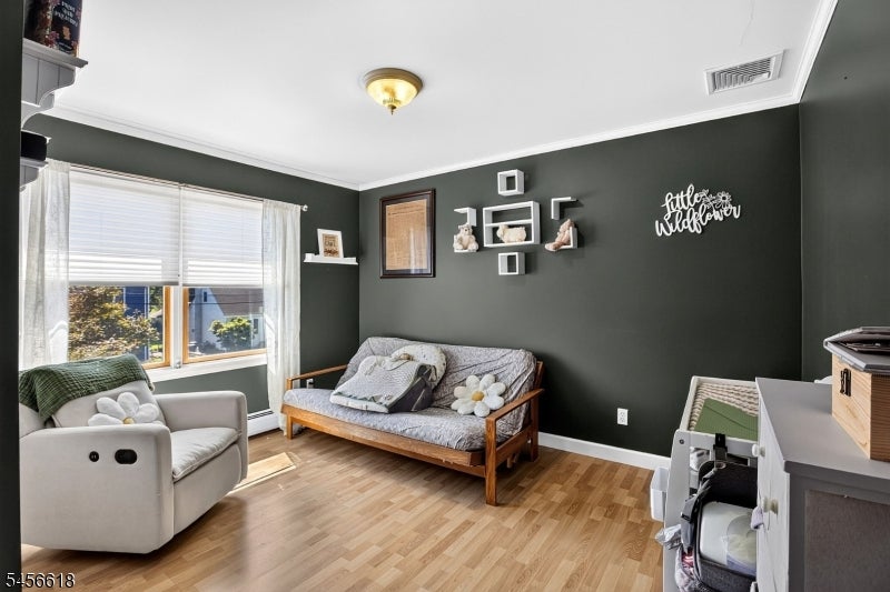 108 Midvale Ave