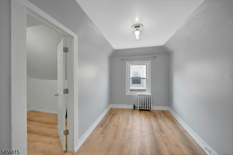 98 N 22Nd St