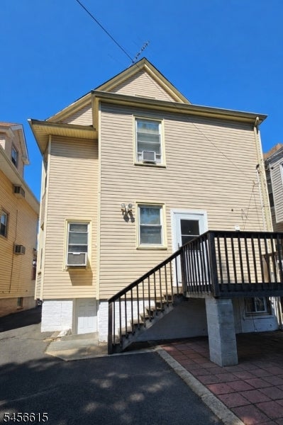 98 N 22Nd St