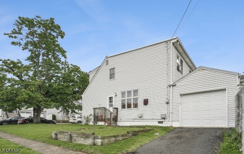 29 Henry St