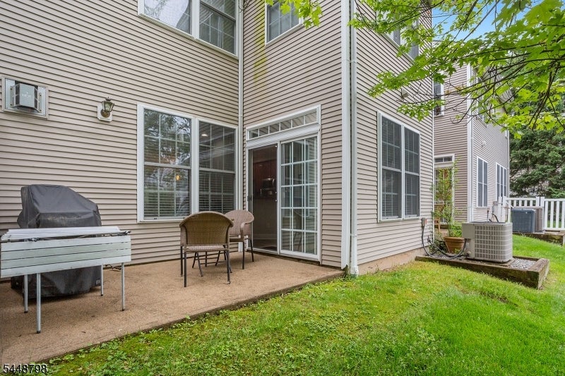145 Levinberg Ln