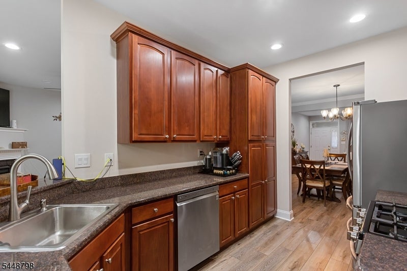 145 Levinberg Ln