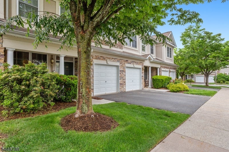 145 Levinberg Ln