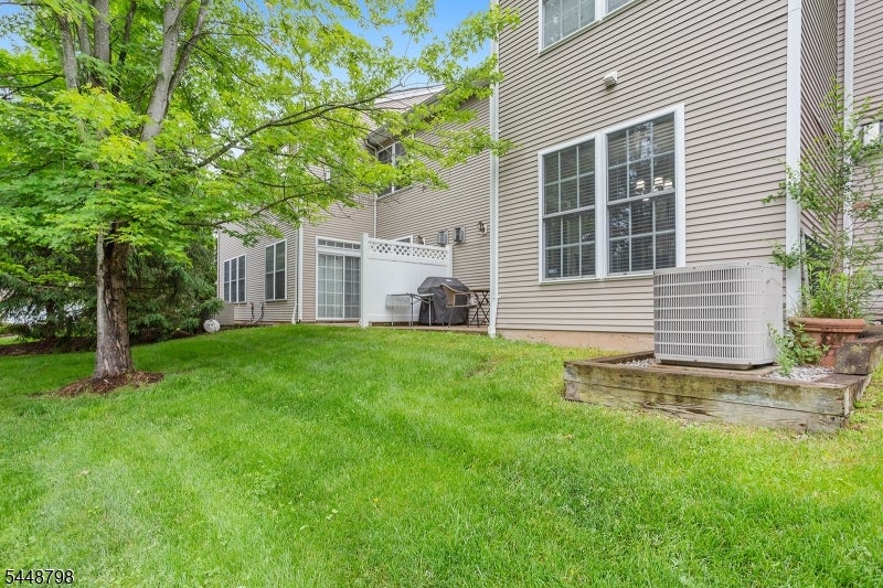 145 Levinberg Ln