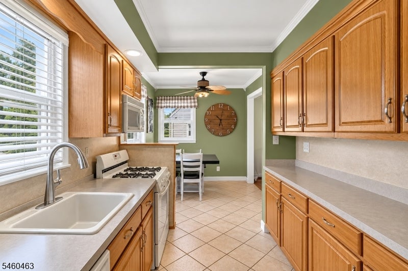 317 Newark Pompton Tpke