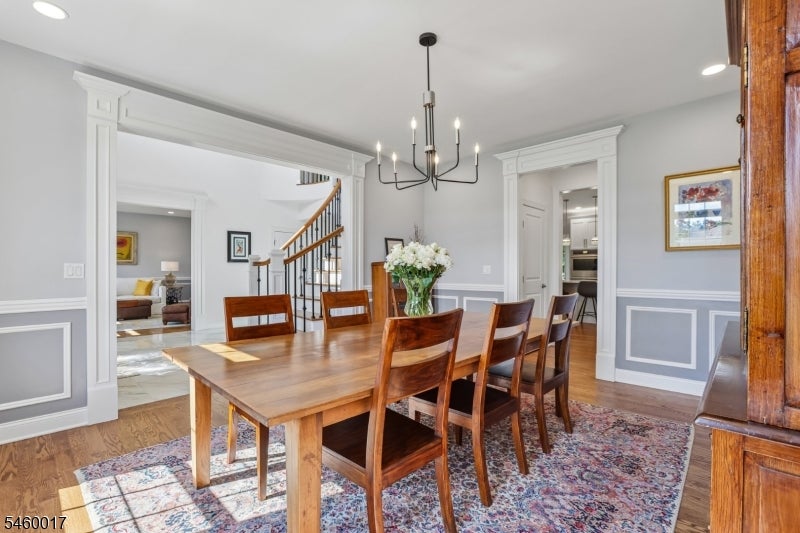 10 Massola Dr