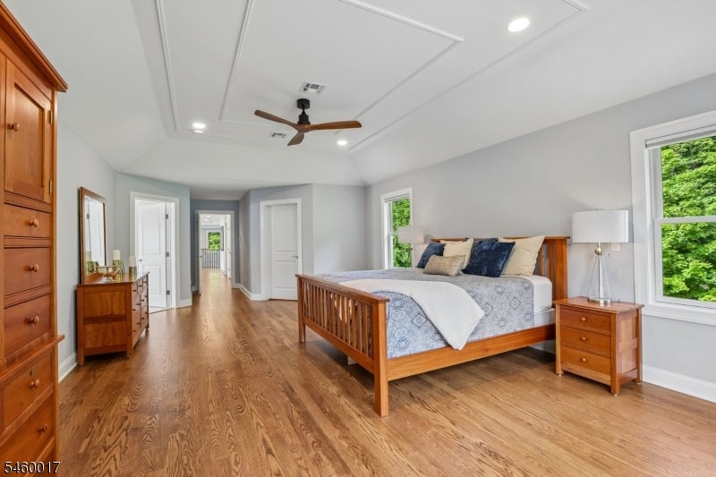 10 Massola Dr