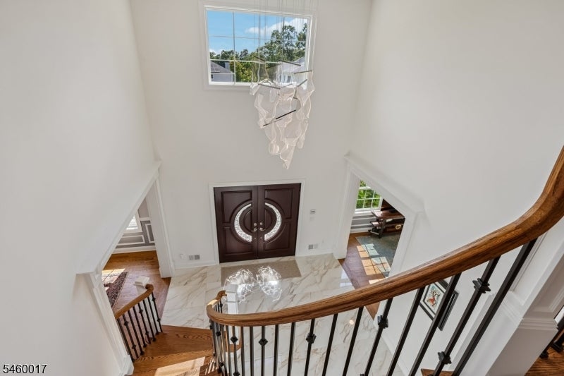 10 Massola Dr