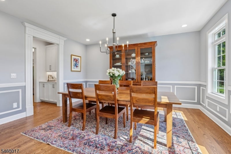 10 Massola Dr