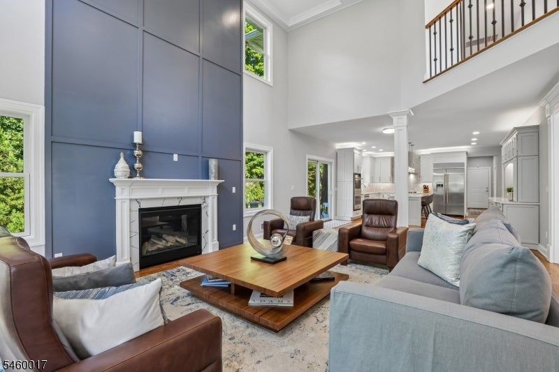 10 Massola Dr