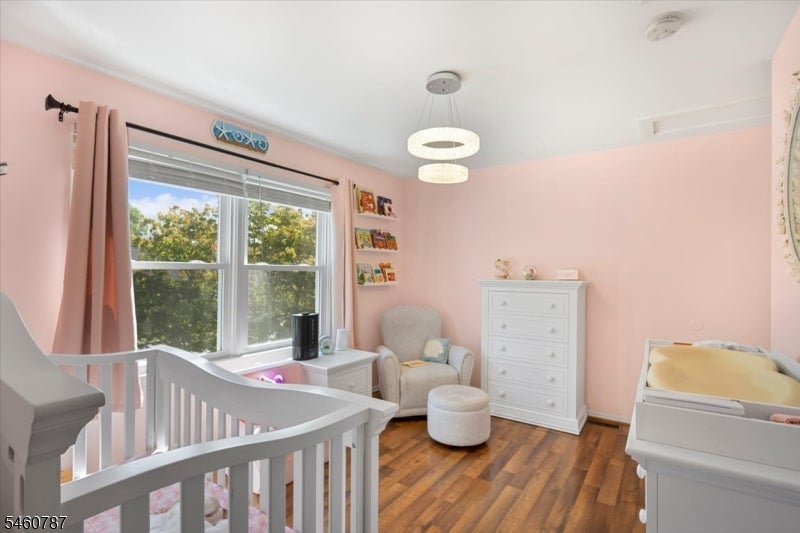 73 Burnside Pl