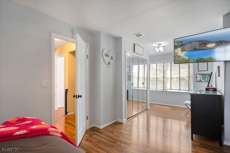 73 Burnside Pl